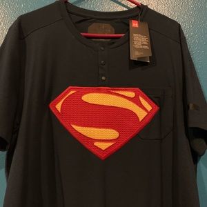 NWT Navy Blue Under Armour Unstoppable Size XL.